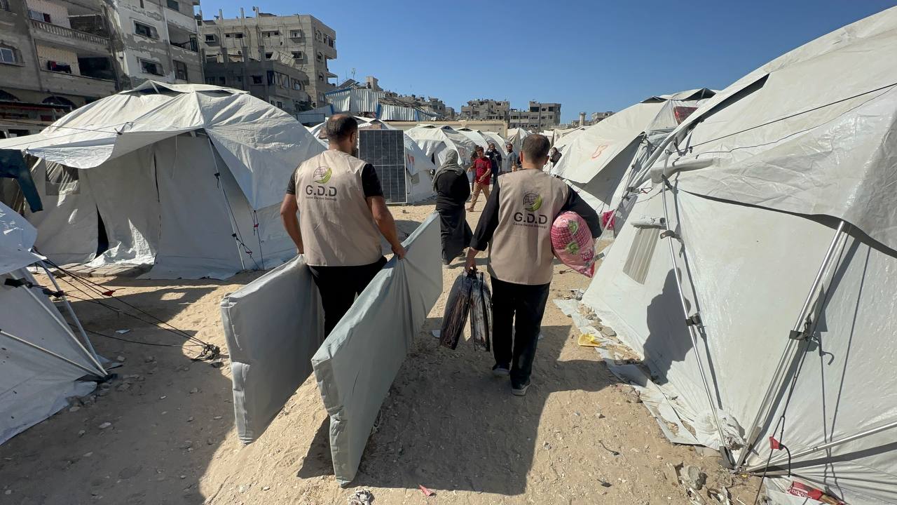 Distribution of Emergency Assistance to Displaced People in Northern Gaza